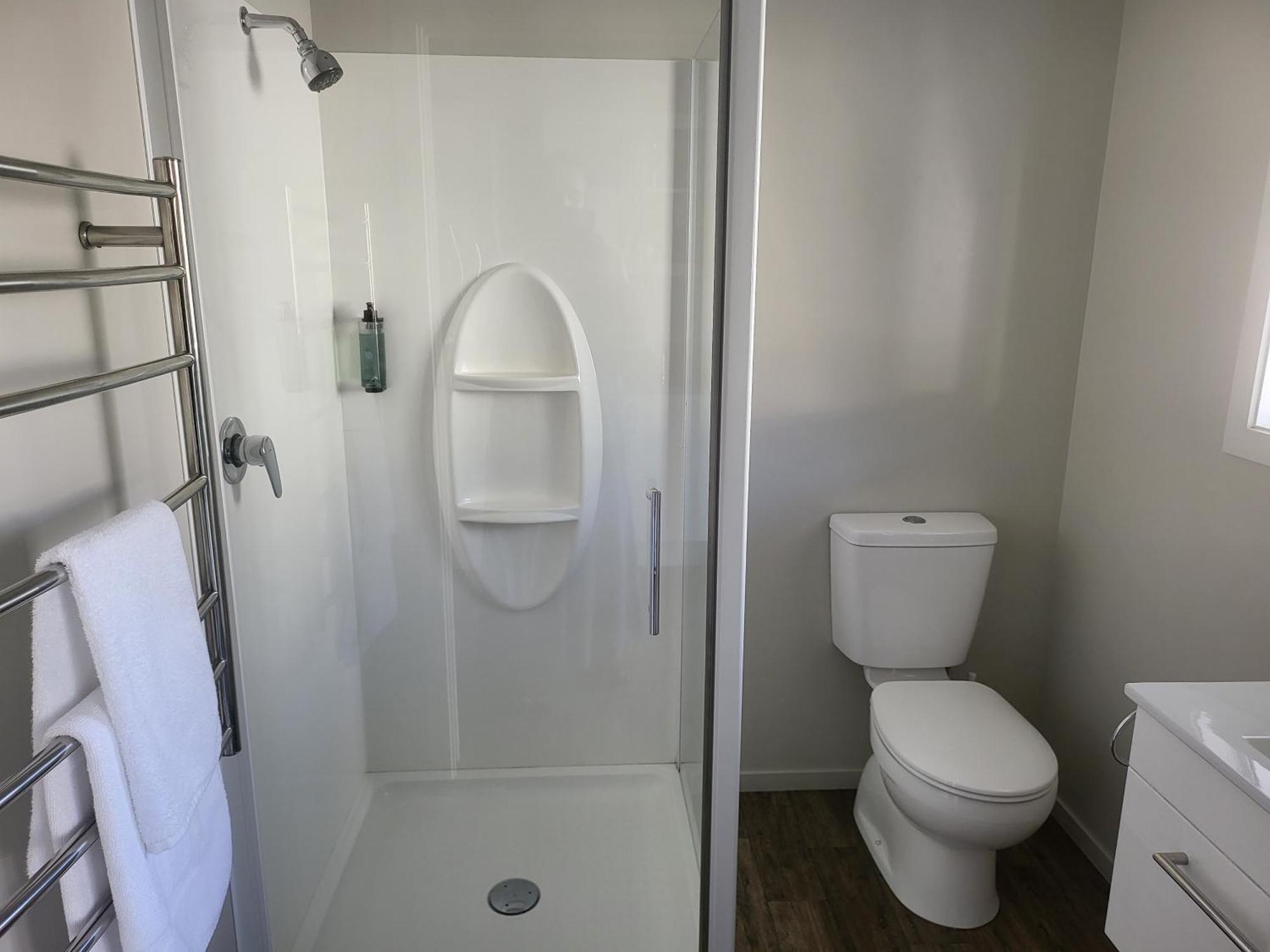Ferrylink Motel Пиктон Экстерьер фото